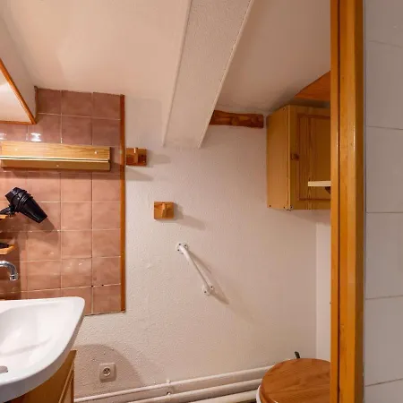 4 Pers Cosy Avec Wifi Et Casier A Skis, Vue Pistes, Gourette - Fr-1-400-123 *