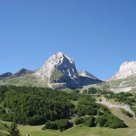 4 Pers Cosy Avec Wifi Et Casier A Skis, Vue Pistes, Gourette - Fr-1-400-123 Apartment *